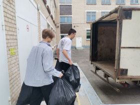 Учащимися и работниками школы №20 было сдано на переработку 110 кг. пластиковых крышечек.
