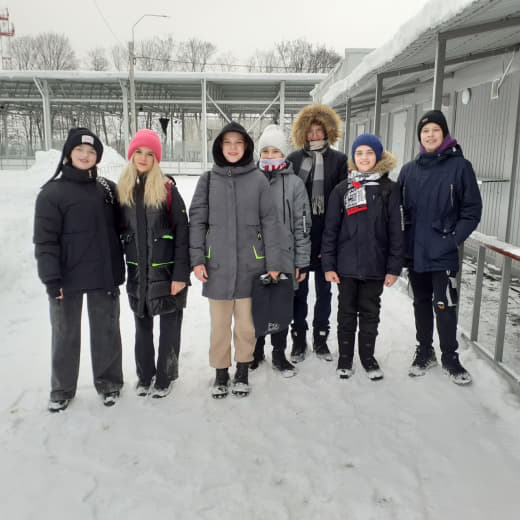 Обучающиеся 7А класса посетили ледовый дворец «Юбилейный».